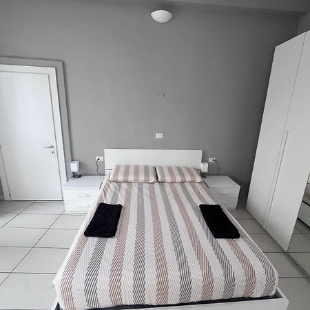 Casa Castagna Appartamento - Леко Екстериор снимка