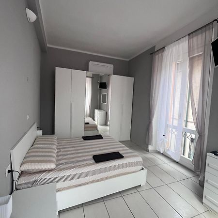 Casa Castagna Appartamento - Леко Екстериор снимка