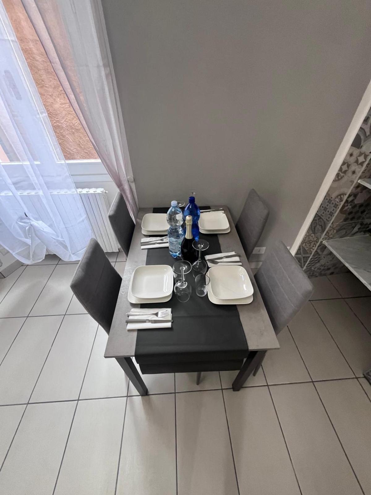 Casa Castagna Appartamento - Леко Екстериор снимка