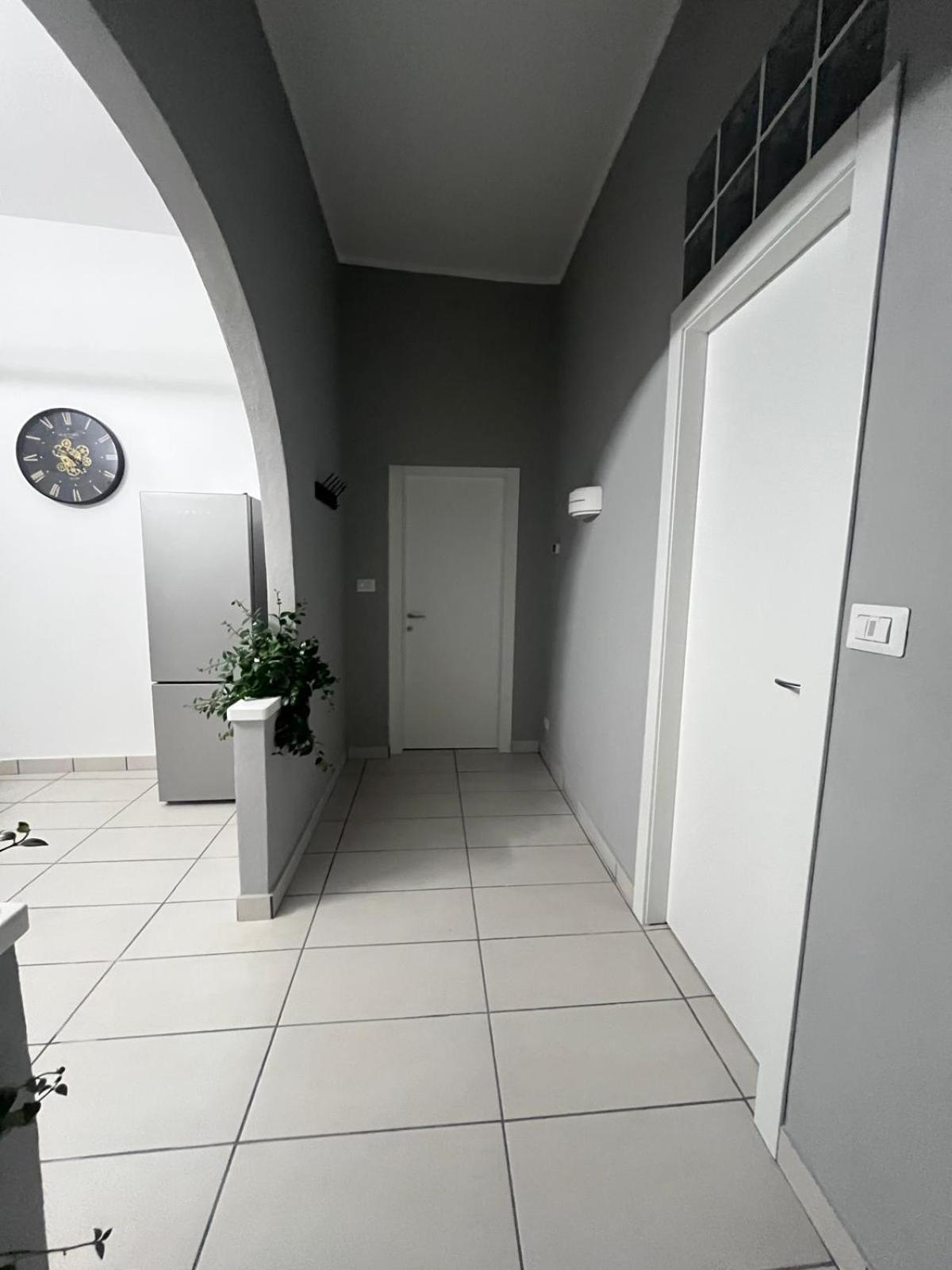 Casa Castagna Appartamento - Леко Екстериор снимка