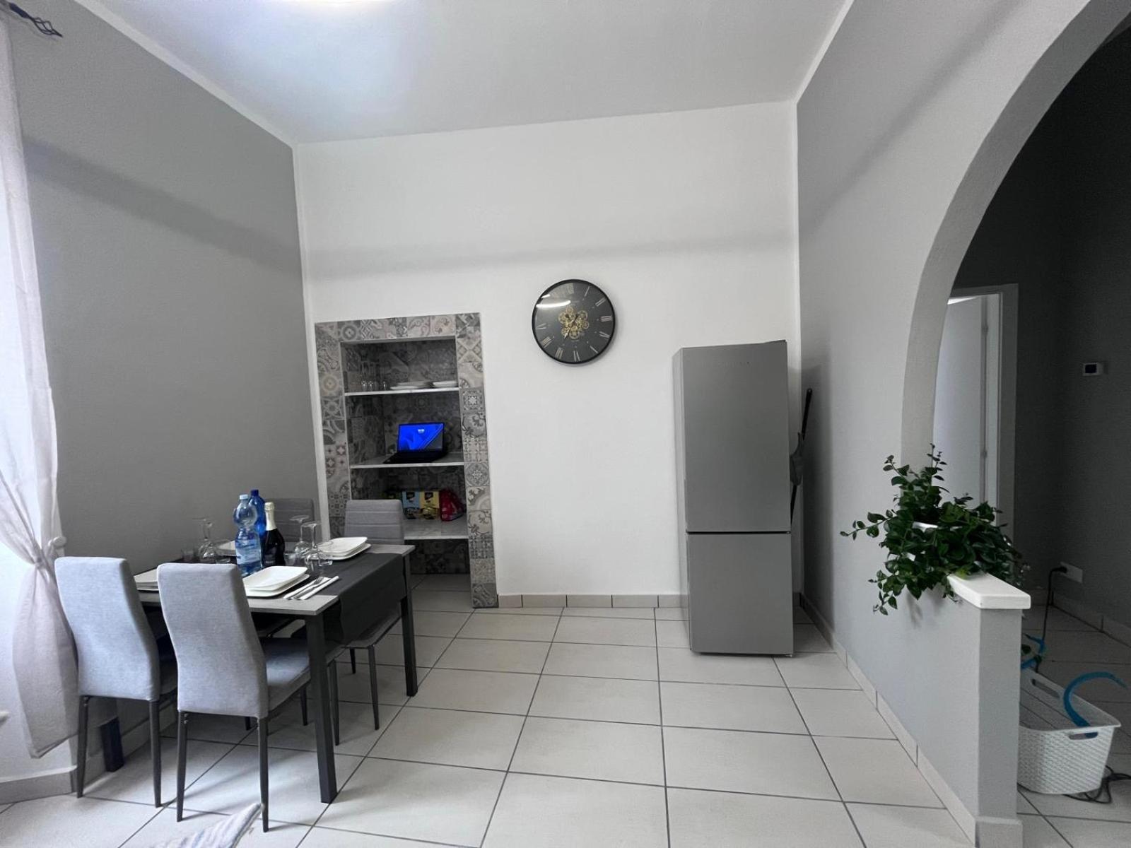 Casa Castagna Appartamento - Леко Екстериор снимка